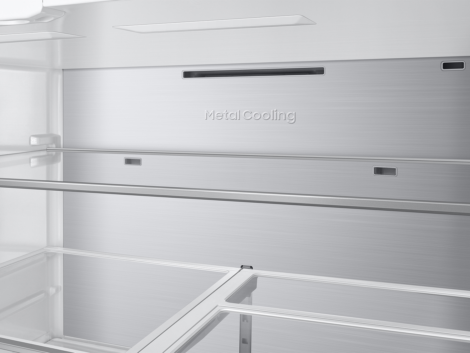 Thumbnail image of Bespoke 29 cu. ft. 4-Door French Door Refrigerator with AI Family Hub™+ & AI Vision Inside™ in White Glass